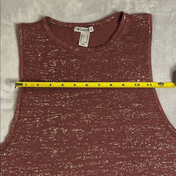 Forever 21 Burgundy Crop Muscle Tee - Picture 5 of 7